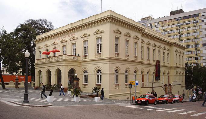 Ficheiro:Theatro-S�o-Pedro.jpg