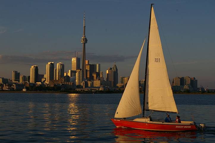 File:Toronto skyline sailboat.JPG