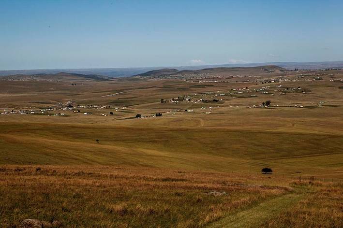 File:Qunu Landscape.jpg