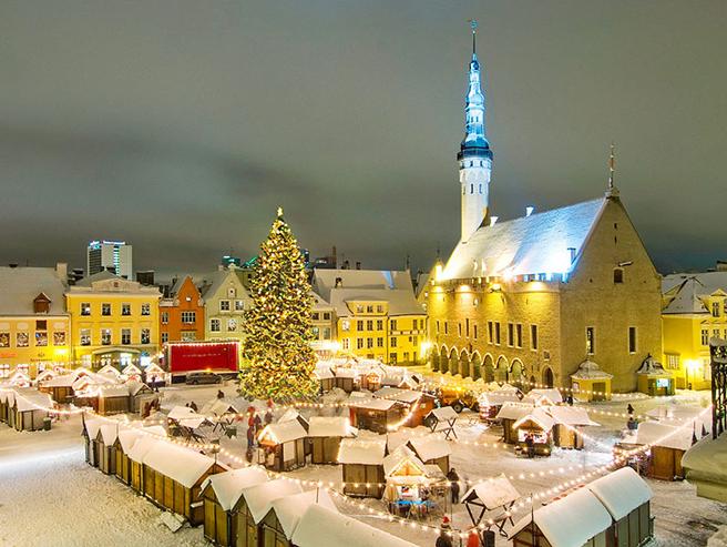 Arquivo: Tallinn christmas market.jpeg