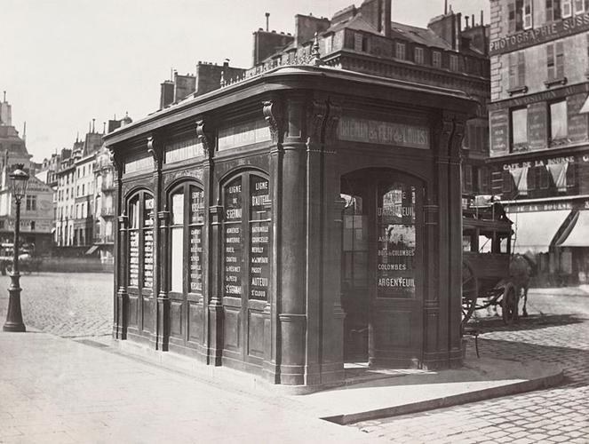 File:Charles Marville, Bureau d'Omnibus de la Cie. Generale. Place de la Bourse, ca. 1865.jpg