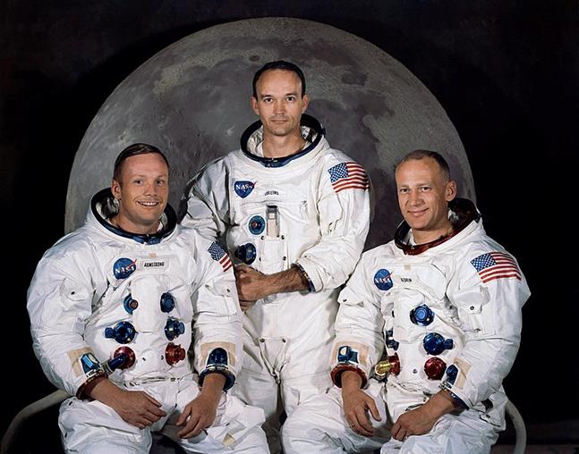 File:Apollo 11 Crew.jpg