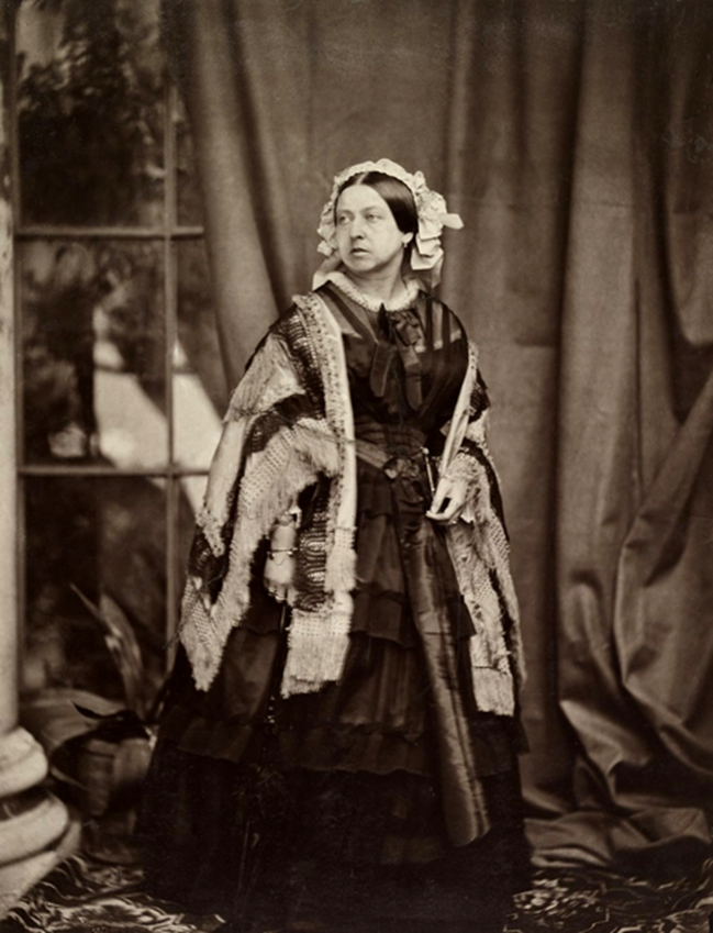 File:Queen Victoria by JJE Mayall, 1860.png