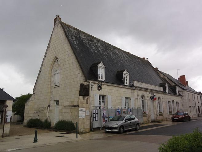 Arquivo: Sainte-Catherine-de-Fierbois (Indre-et-Loire) Mairie.JPG