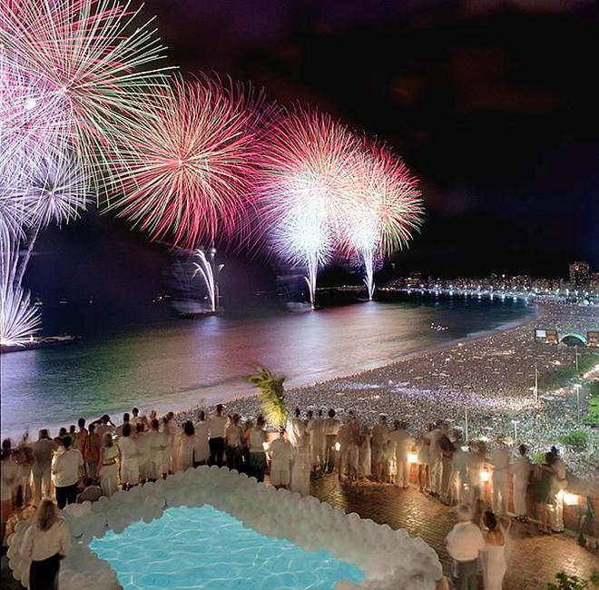 File:Rio New Year Fireworks.jpg