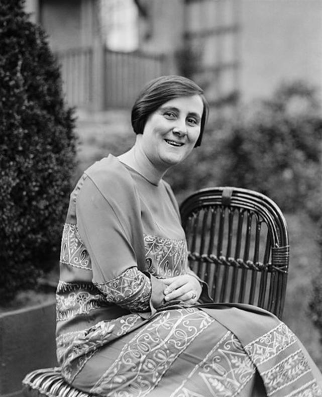 Arquivo: Bertha Lutz 1925.jpg