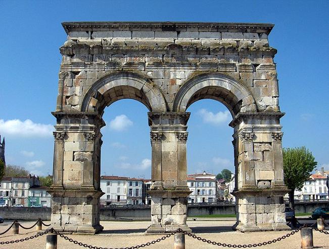 796px-Arc_de_Germanicus