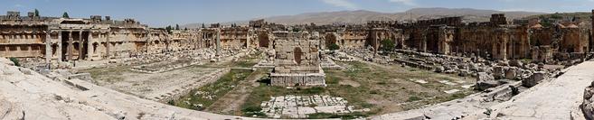 1280px-Pano_Baalbek_1