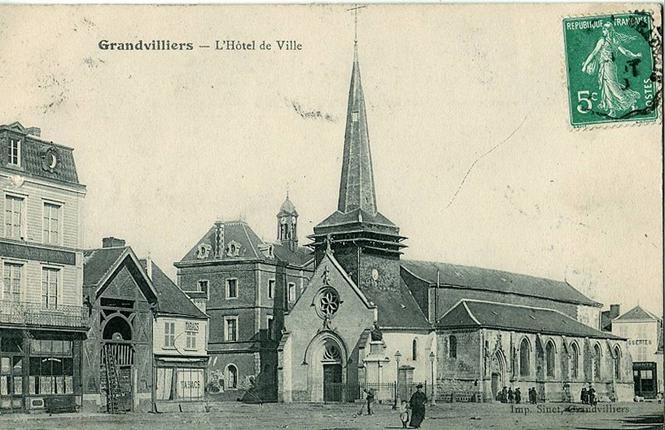800px-GRANDVILLIERS_-_L'Hotel_de_Ville