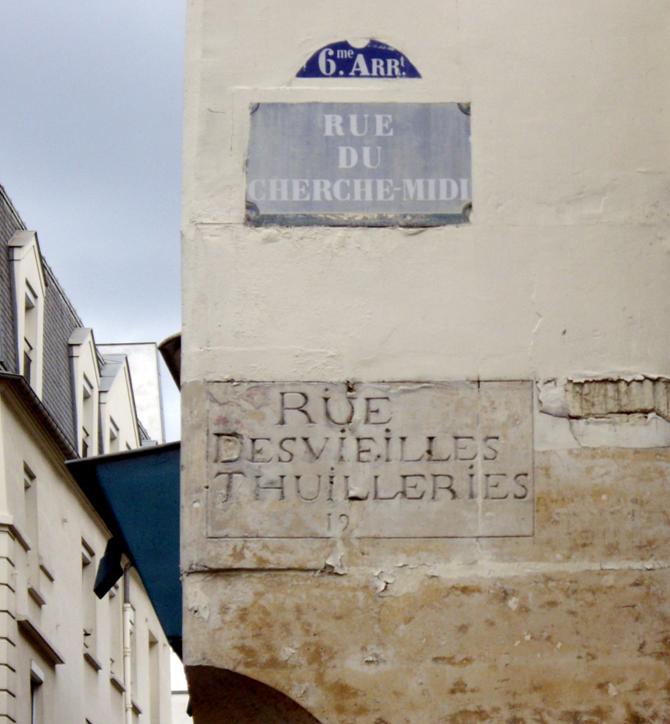 Rue_du_Cherche-Midi_-_Rue_des_Vieilles-Thuilleries,_Paris_6