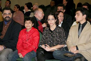 28) Guilherme Laura e Est�vao Baldovino com Enrique no concerto de piano de R�mulo Aoto Julho 2010